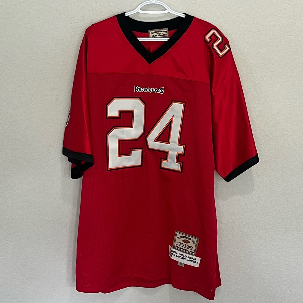Carnell Williams #24 Limited Edition NFL Jersey Buccaneers XL Size 52